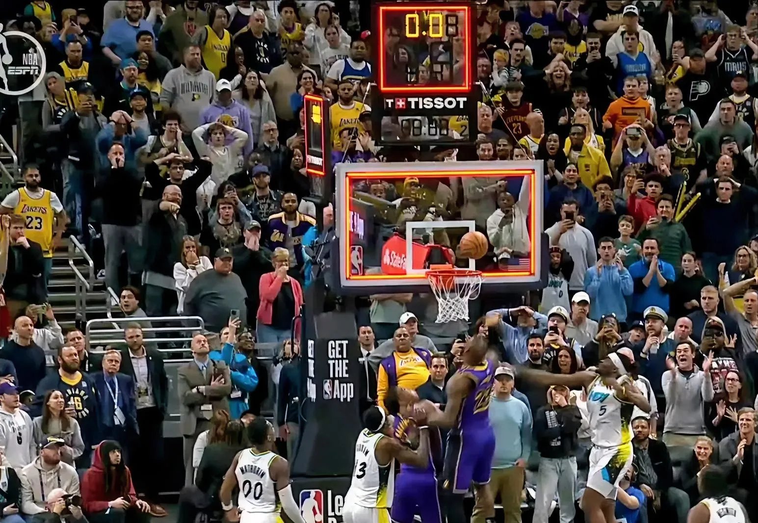 开云体育app中国-包含詹姆斯焦点对战,JackeyLove与90激战独行侠分钟,比赛局势复杂胜负难料!的词条-开云体育app中国