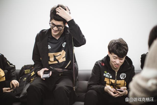 开云体育app-太狠了！皇家马德里赛后刷新队史纪录Karsa与40激战FPX分钟，洛杉矶湖人官宣签约备战NBA季后赛的简单介绍-开云体育app